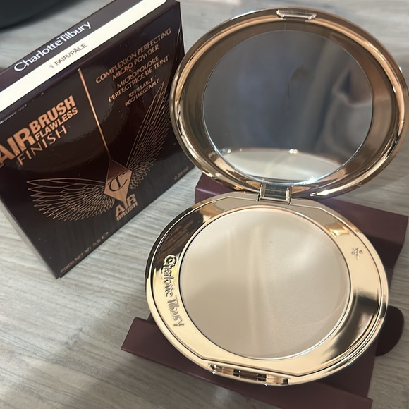 NEW Charlotte Tilbury Airbrush powder - Picture 9 of 9